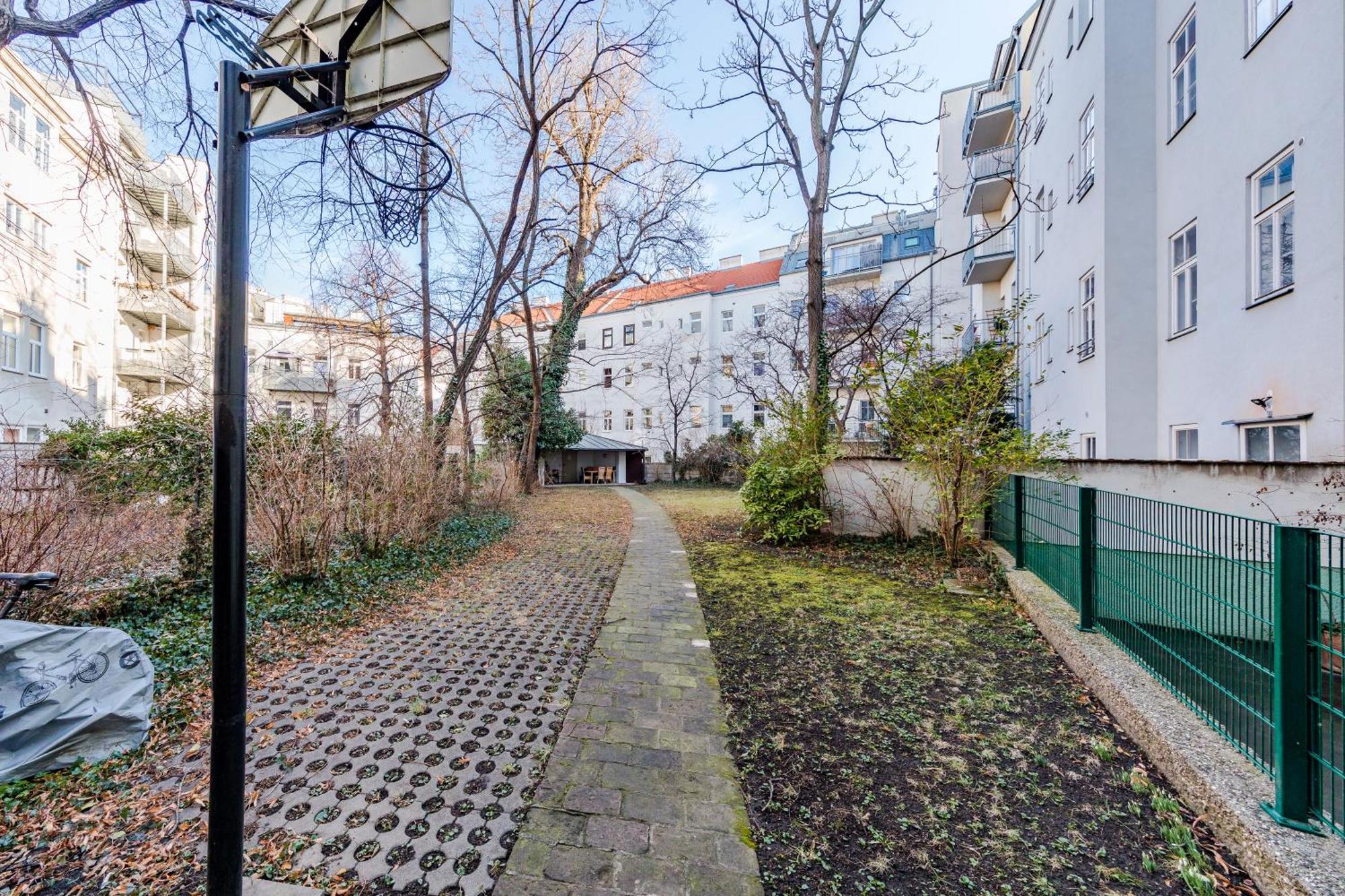Aparthotel Urban Vienna Living - 18Th District Exterior foto